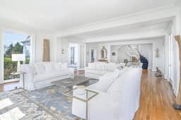 Villa Salt Acres — Idyllic East Coast Estate in Stonington - Image 3
