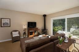 Affordable Beach Getaway — blocks to the Beach and Funk Zone - Image 2