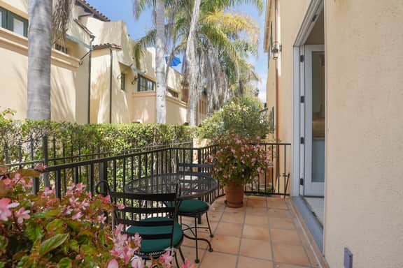 Secret Getaway — 2 blocks to the Beach and Funk Zone - Image 5