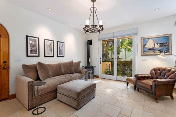 Luxury Seaside Getaway — 2 blocks to the Beach and Funk Zone - Image 2